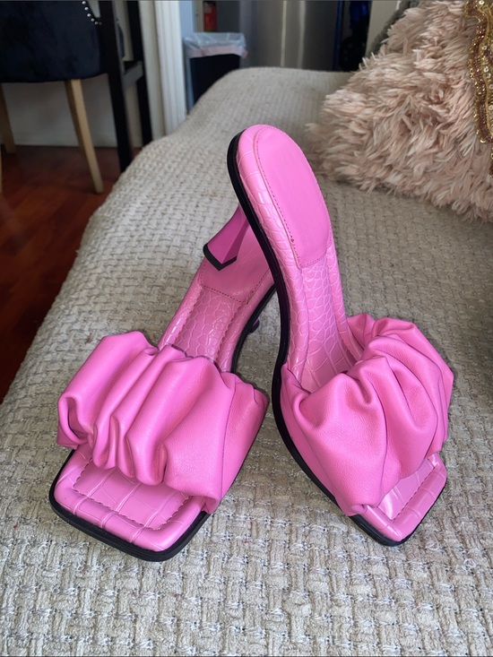 Circus by Sam Edelman Shoes - Circus by Sam Edelman Pink Ruched Slide Mules